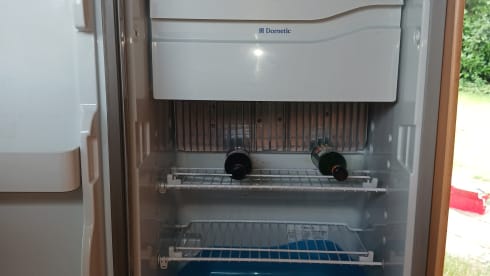 Spacious Fiat 2006 with a fixed bed, air conditioning and a very cozy interior.