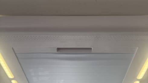 Pluk – 2p Peugeot campervan uit 2014