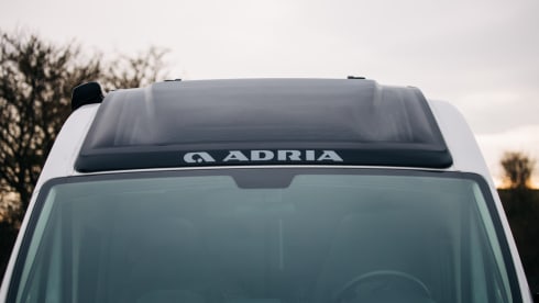 Goditi la tua libertà nel nostro nuovissimo camper ADRIA.
