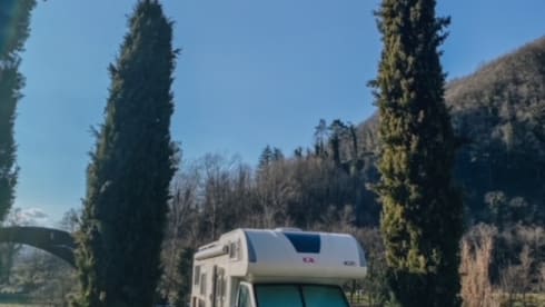 6p Adria Mobil Alcove