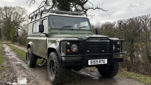 Big Green Rover – Land Rover Defender 110 Camper. 