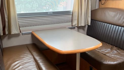 Harlie – 6 berth Euramobil Activa 820 HS 3.0L tag axle 