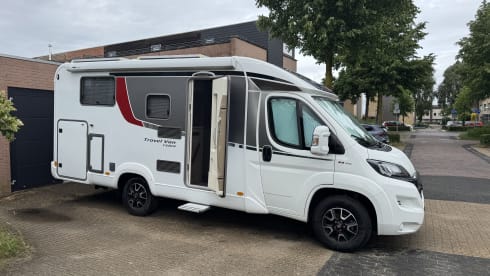 Bürstner semi-intégré 2 places de 2019