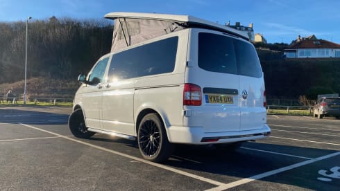 4 berth Volkswagen T5.1 campervan 2014
