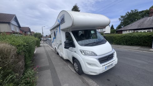 Sidney – 5 berth Fiat alcove from 2015