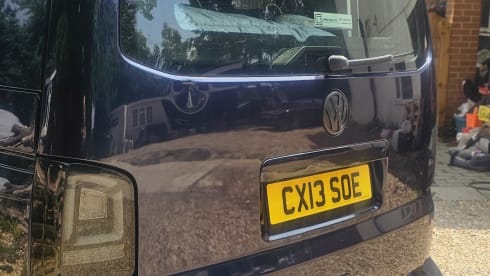 PRESLEY – 4 berth Volkswagen campervan from 2013