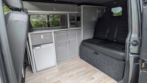 Annie – 4 berth VW family campervan (2021)