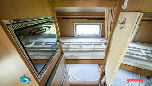 "De Koala" – Spacious kidsproof camper for the whole family (including friends!)