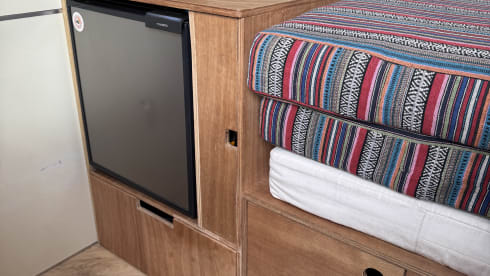 SJEF – Sfeervolle 4p off-grid familie buscamper