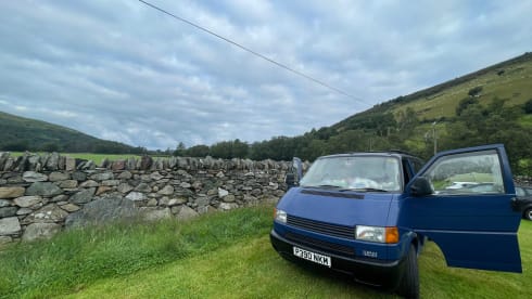Mr Blue Sky  –  Volkswagen Campervan von 1997