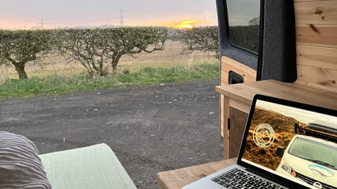 Persie – 2 berth Volkswagen bus from 2015
