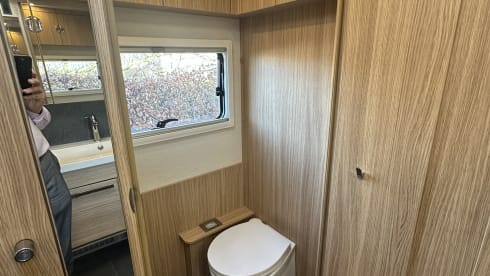Hoge Luxe Mobilhome – Luxejacht op wielen