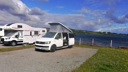 STEFAN – 4 berth Volkswagen campervan from 2018