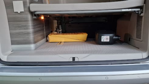 Zilveren Zwerver – Volkswagen camper (2018) - automatic 