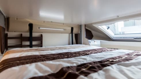 cocoon 463 – 5p Benimar semi-integrated uit 2019