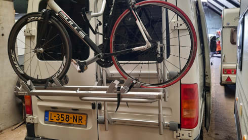 Cozy and neat VW camper bus 2.5TDI