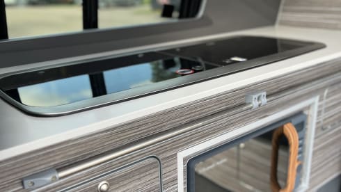 Sunny – Noleggio camper di lusso VW. Con sede a Glasgow, Scozia. 