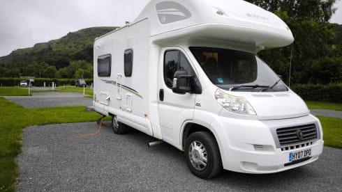 Snufkin – Swift Lifestyle 590R 4 berth
