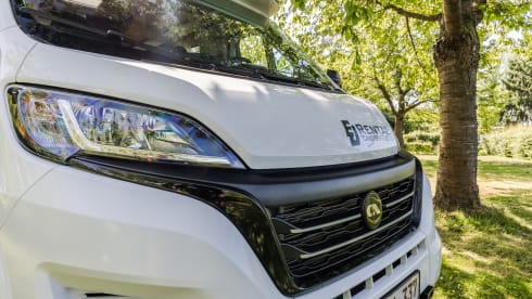 SL670 – 4p Adria Mobil semi-integrated uit 2024