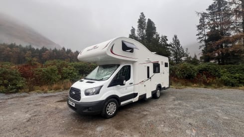 Rascals – 6 berth sun living by adria