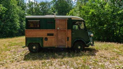Woody – Classic Citroen HY 1976 bus camper