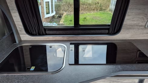 Bob  – Beautiful 4 berth Volkswagen camper van 2016 (2 adults & 2 children)