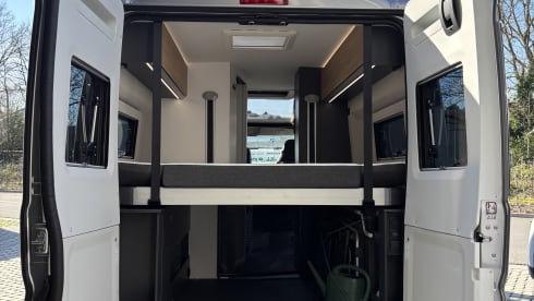 Adria Twin 640 SGX Sports AUTOMAAT