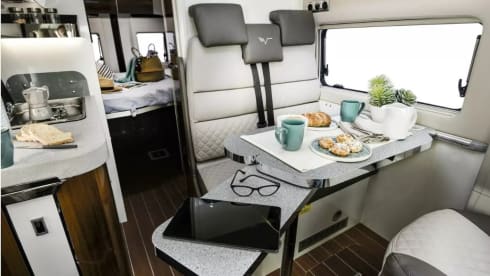 Luxury Mobilvetta Admiral 5.1