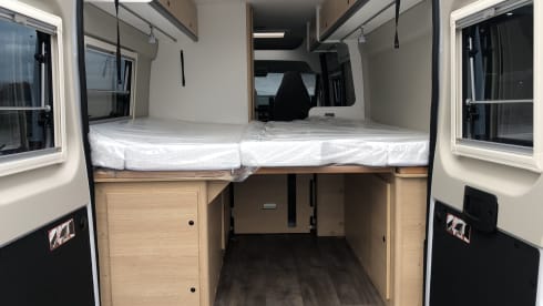 Peugeot – Camper van 6.4