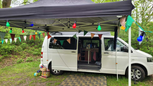 Kever – Our beautiful white VW camper