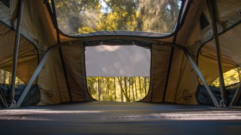 Jeep Renegade 4x4 with Roof Tent and Awning