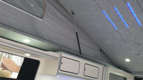 Scooby LWB – DOG FRIENDLY VW CAMPERVAN WITH ALL THE EXTRAS  FOR A GREAT HOLIDAY