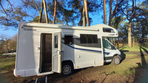 Campi – 7p Ford alcove uit 2023