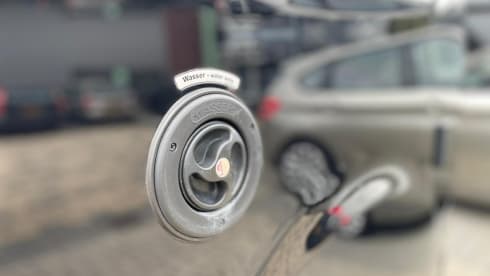 Nugget – 4p Ford bus from 2020