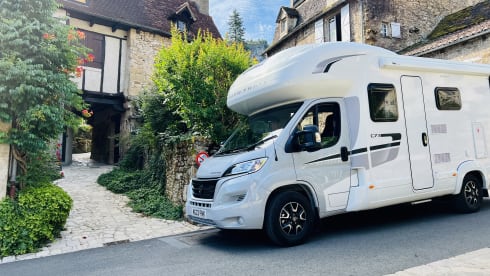 Winston  – 6 berth, 4 belt (2022)