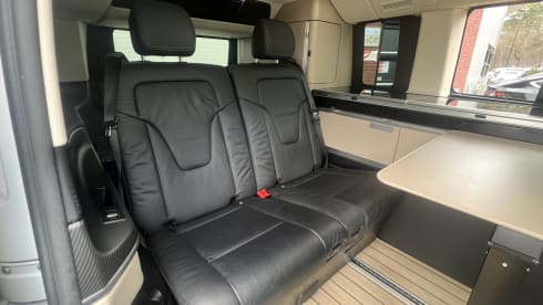 Marco Polo – 4p Mercedes-Benz bus from 2020