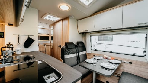 H6 – Fiat Sunlight A70 family 6 berth 2025 model