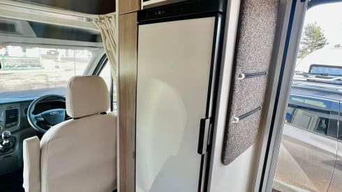 Connor the Commander – New 2024 large motorhome