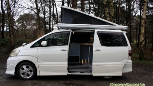 Skye – 4 berth ULEZ Compliant automatic Toyota campervan 