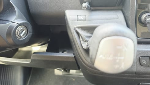 Automaat – 2p Adria Mobil semi-integrated uit 2017