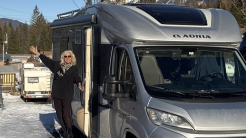 Pretty Easy Going – Luxury Adria Coral Supreme 670 SLT Fiat 6 2.3 150 hp, automatic