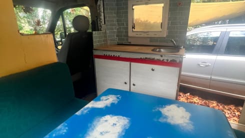 Your heart is the Light of this World – 4p Renault bus uit 2000