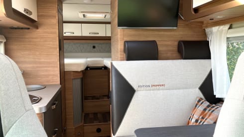 Holly – 2p Other semi-integrated from 2020