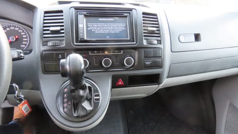 Casa on wheels – 2p Volkswagen campervan from 2022