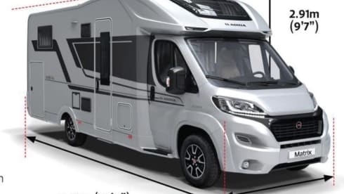 SilverBird – luxurious Adria Matrix 670SL - Located 10mins from Heathrow Airport