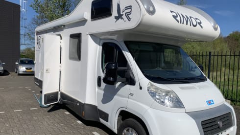Maggie – Fiat Ducato Rimor Alkoof