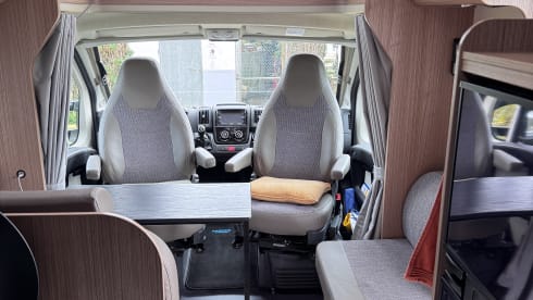 Camper FIER – Spacious 2/3 person Camper (Carado T447) from 2018 with standing height 2.08m