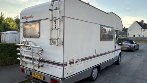 Big Betsy  – Classic Fiat Swift Royale 1996 - 5 Berth Motorhome for Rent!