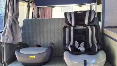 Calì  – Salento in a T4 California Coach van