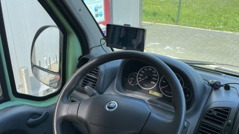 Possl bus camper with many free extras
